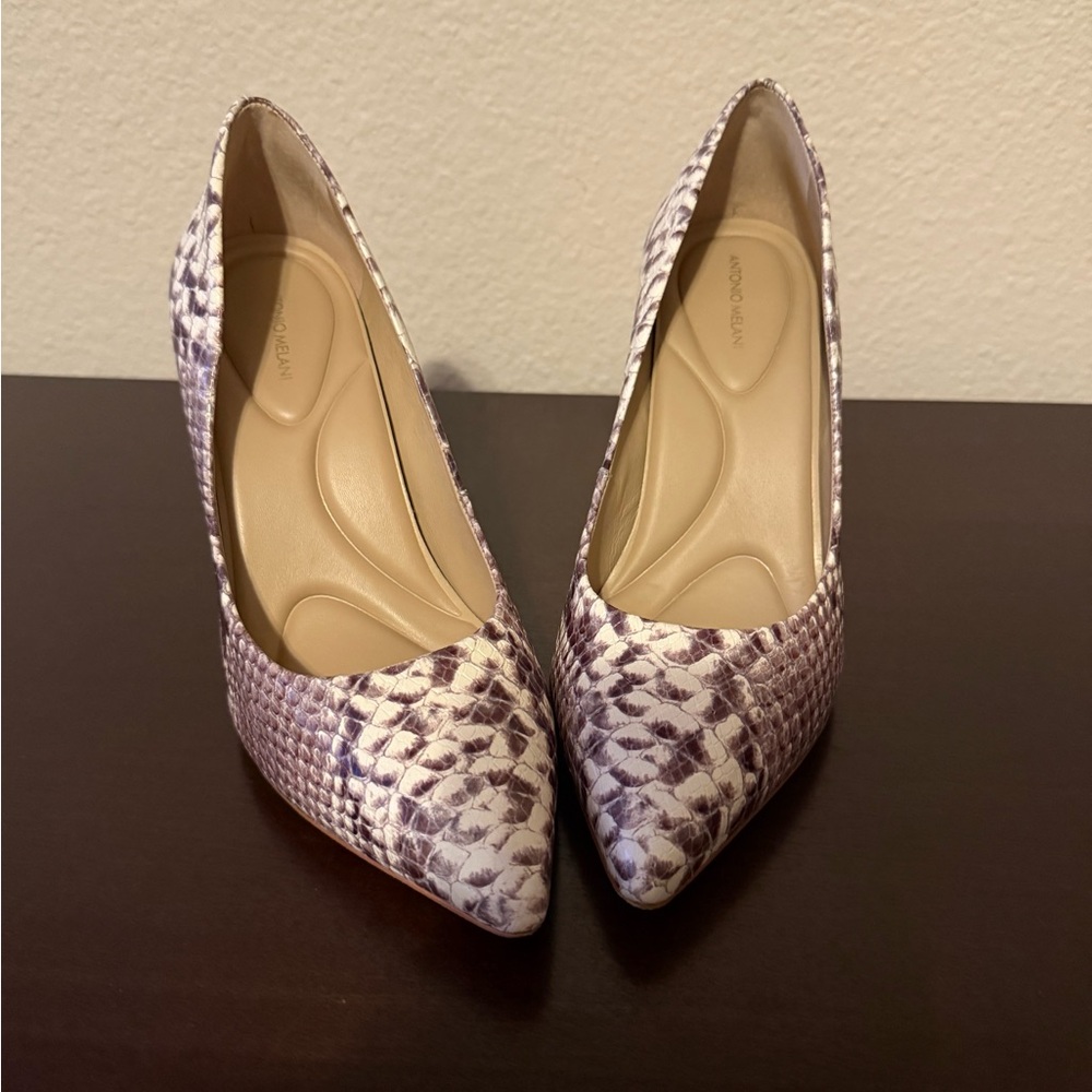 Beige Snakeskin Patterned Pumps